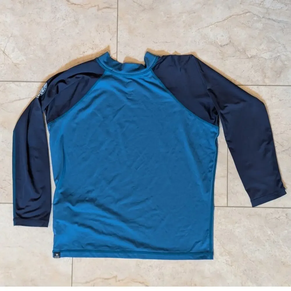 Rip Curl Boy's Shockwaves Blue Long Sleeve UV Rashguard Size 10